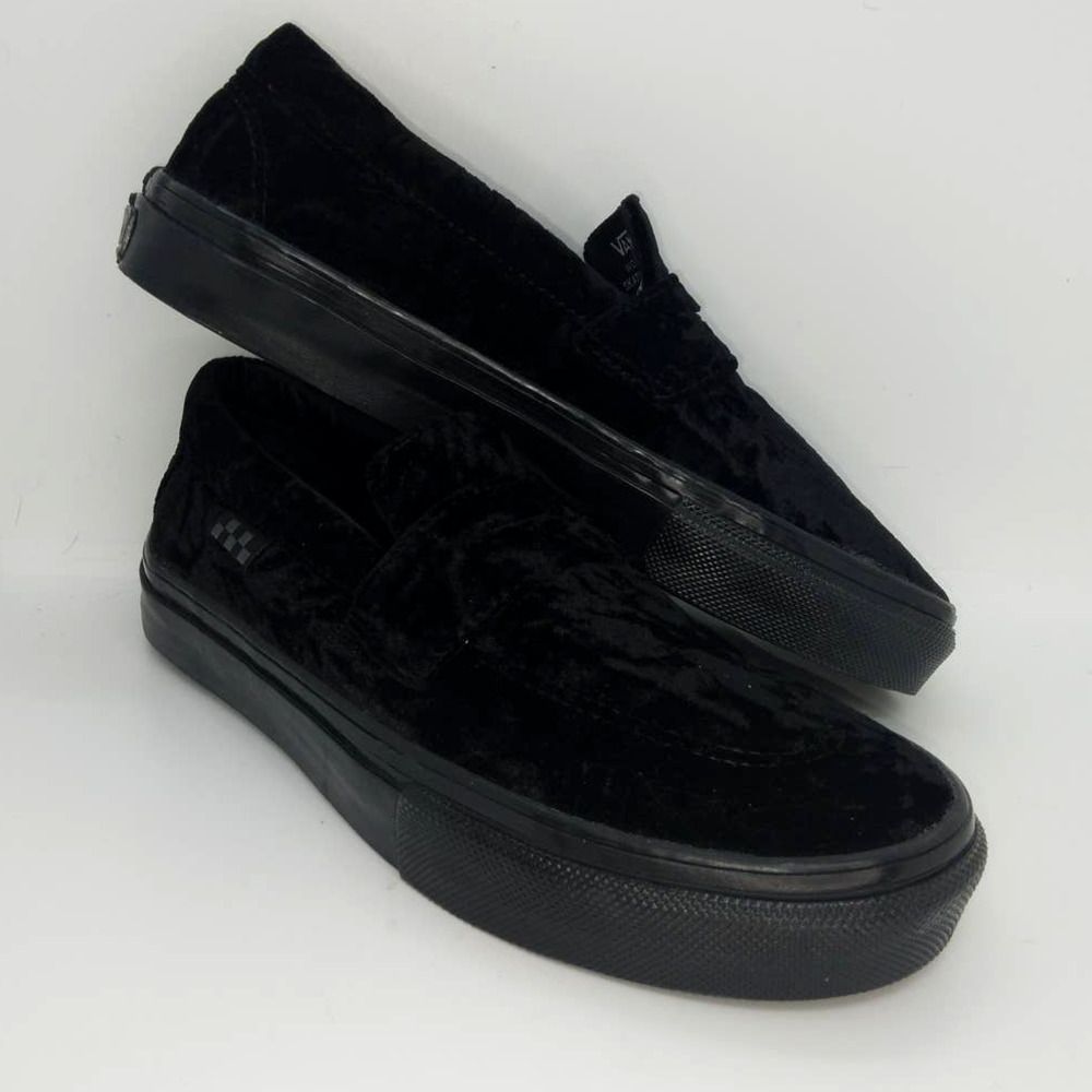 VANS NEW Skate Style 53 Women's Black Velvet Low Top Sneakers - sz. 7